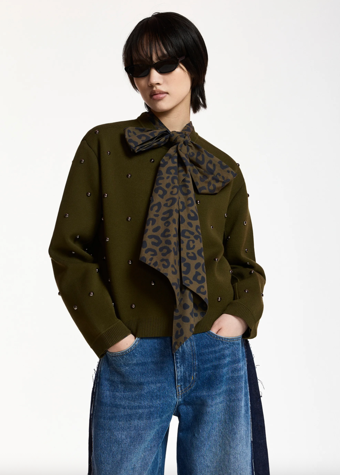 Klou Pullover with Studs in Khaki Mission