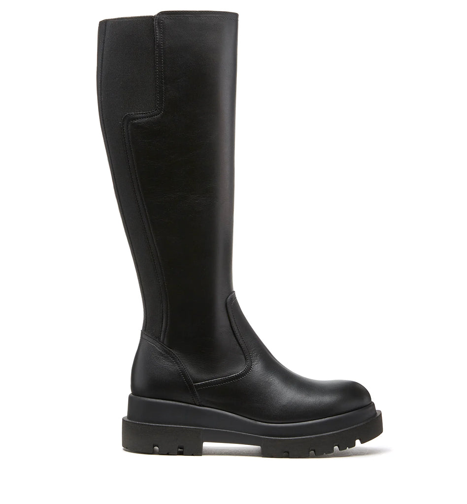 Boden Leather Boot in Black