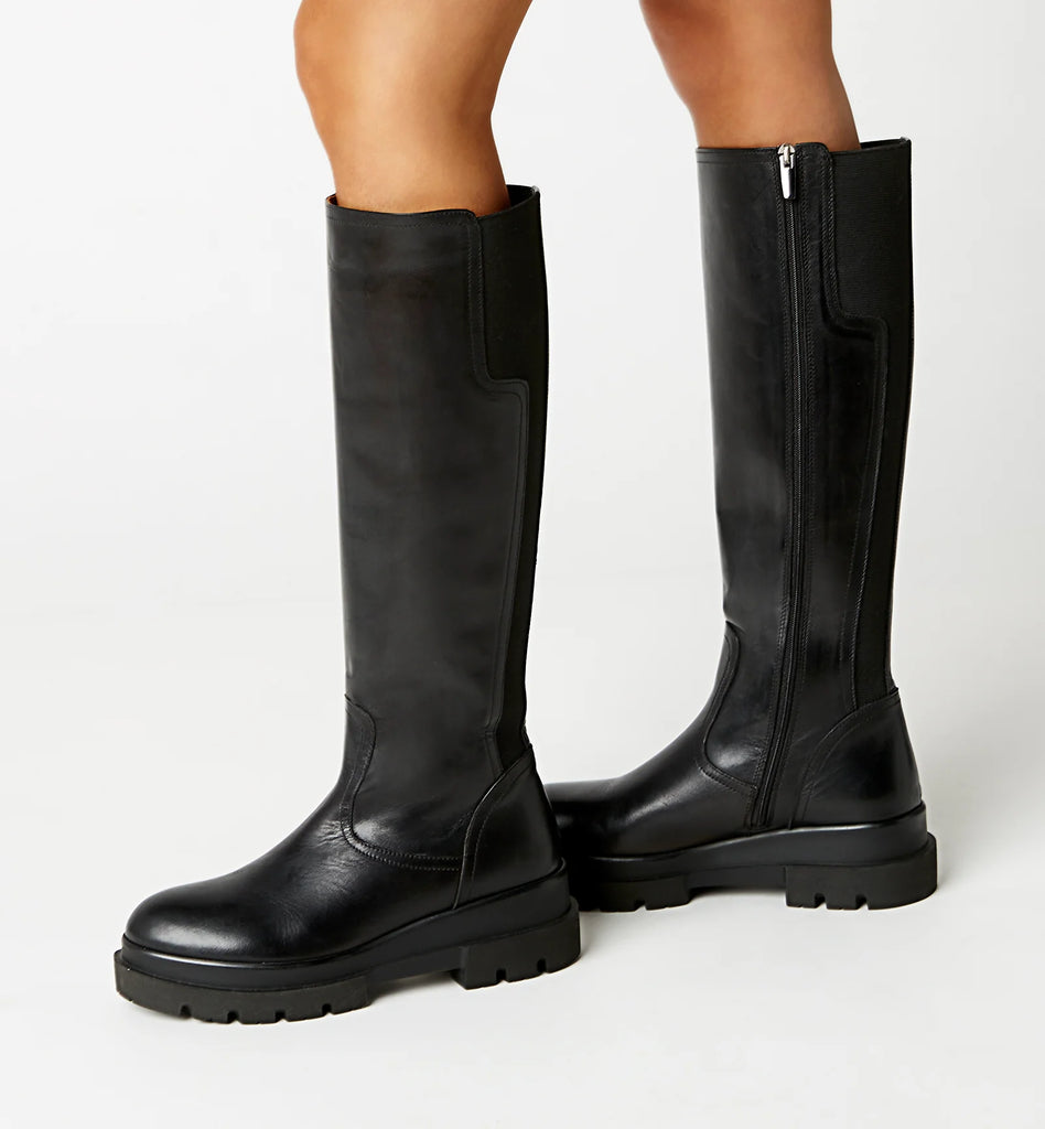 Boden Leather Boot in Black