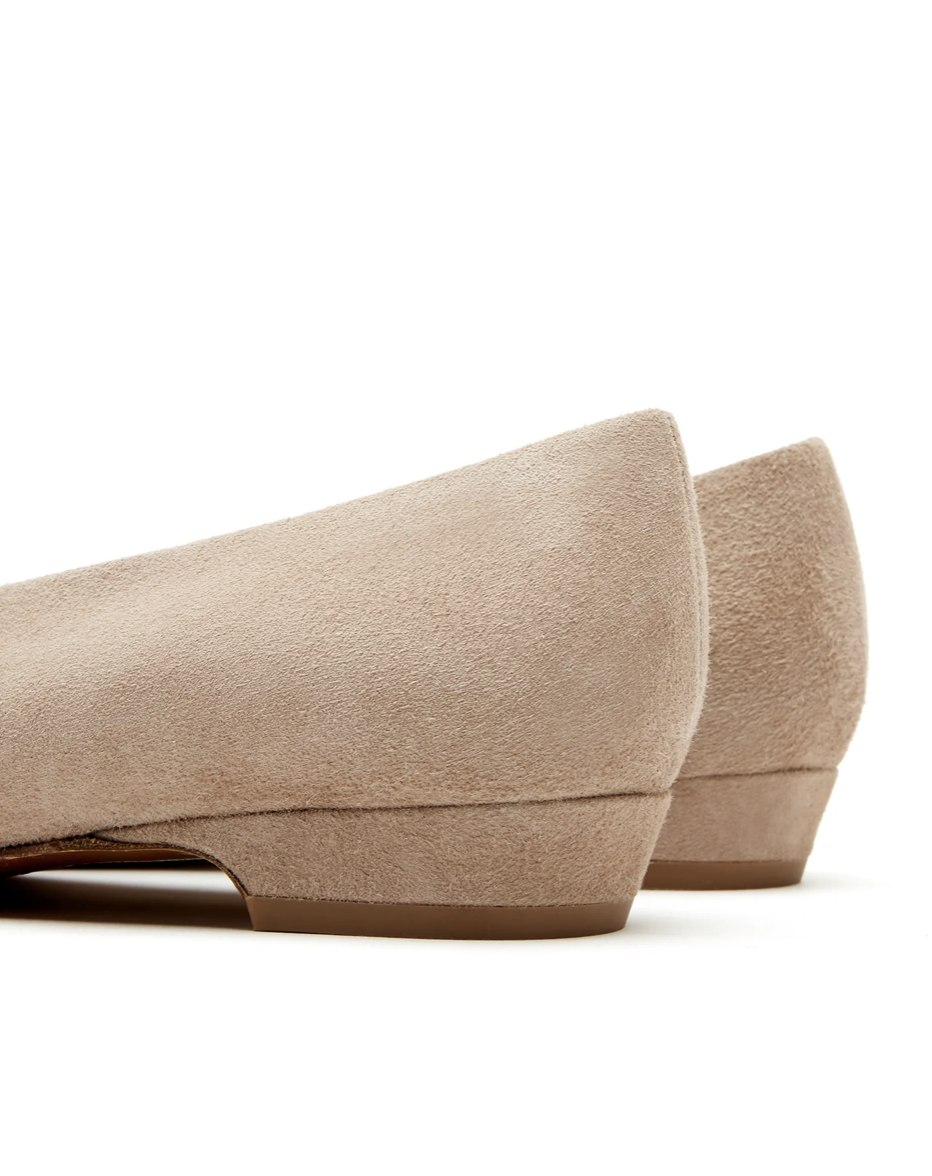 Jonas Suede Flat in Stone
