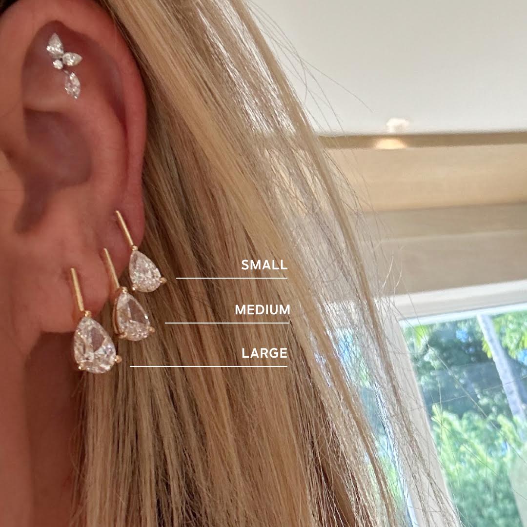 Linea Pear Stud in Gold | Medium