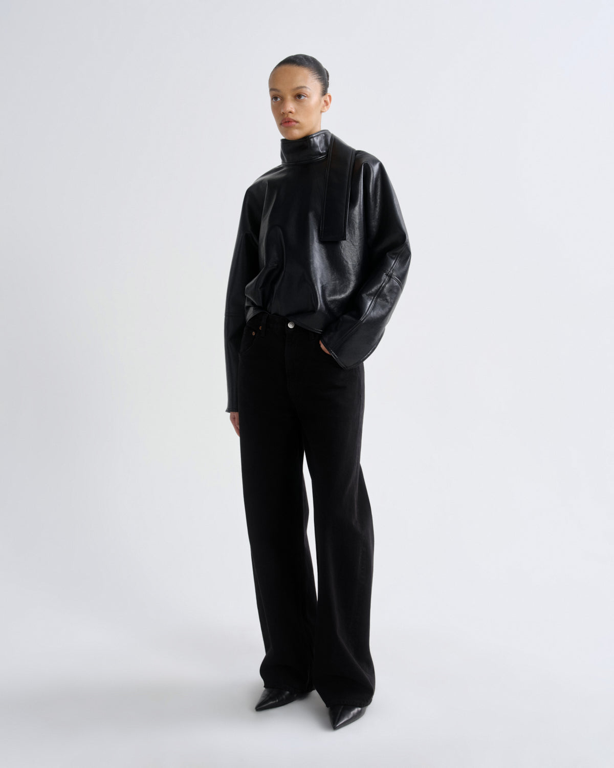 Low Curve Jean in Proof