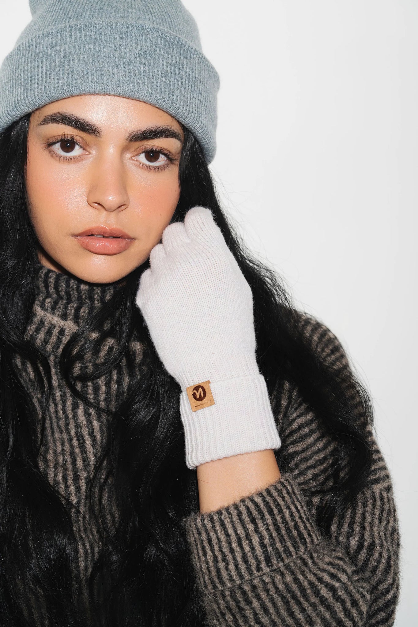 Luxe Gloves in Coal