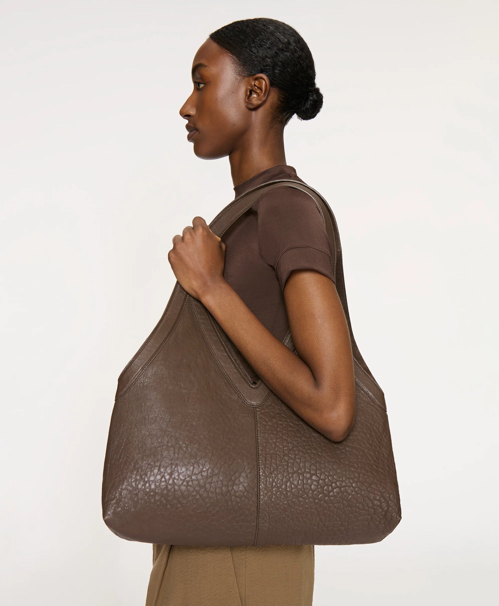 Soft M Tote in Jasmine