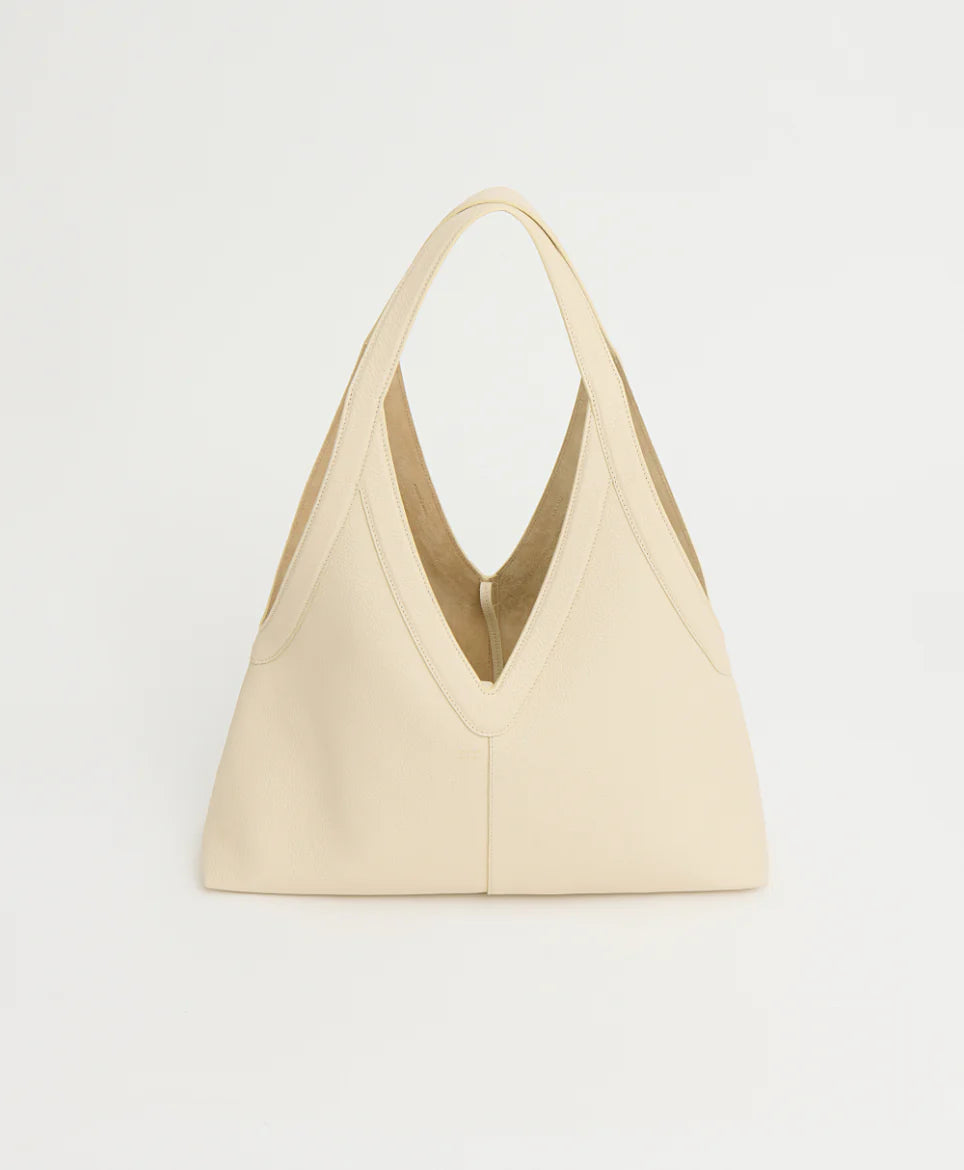 Soft M Tote in Jasmine