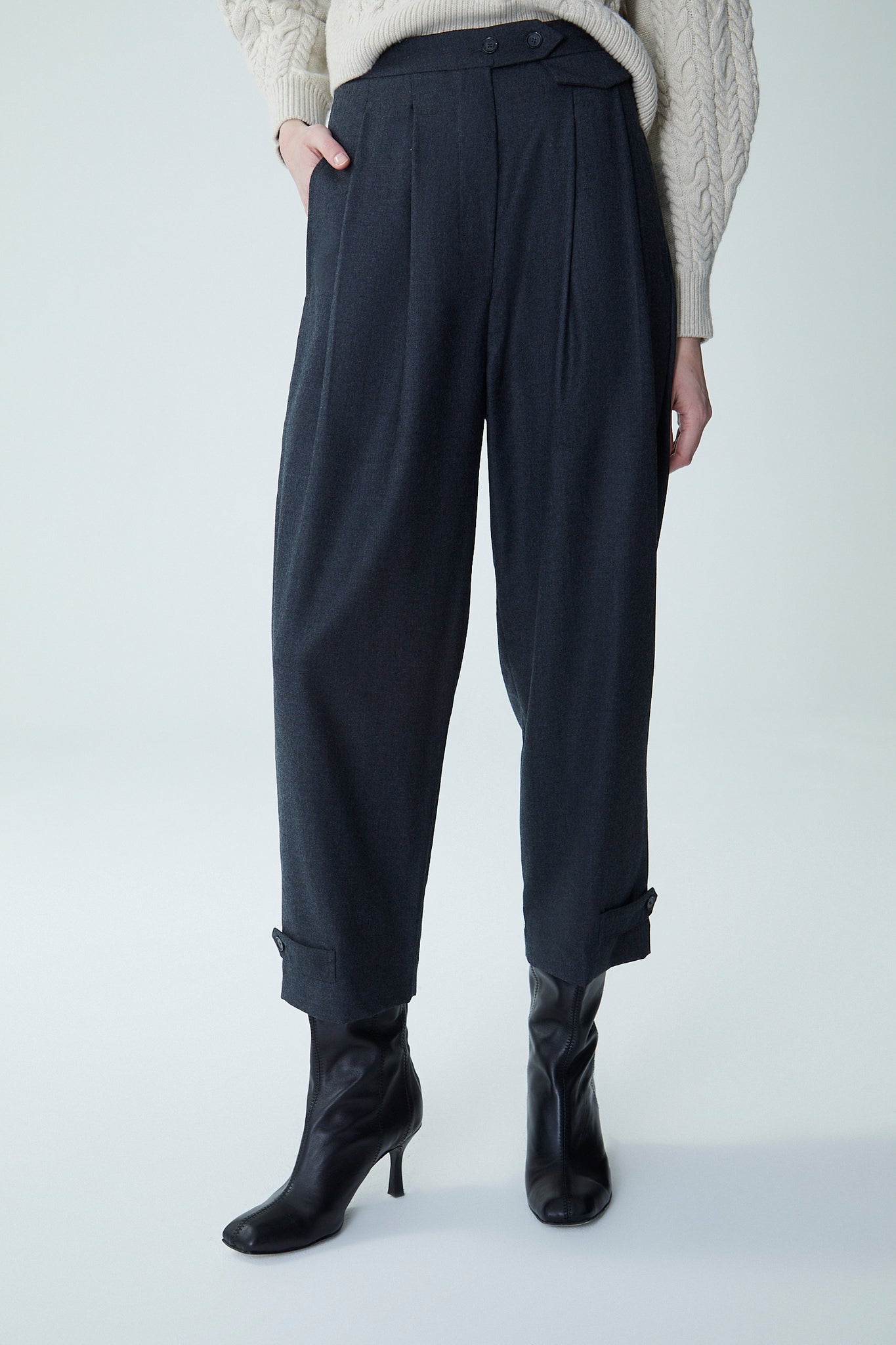 Sarmiento Zika Pants in Grey