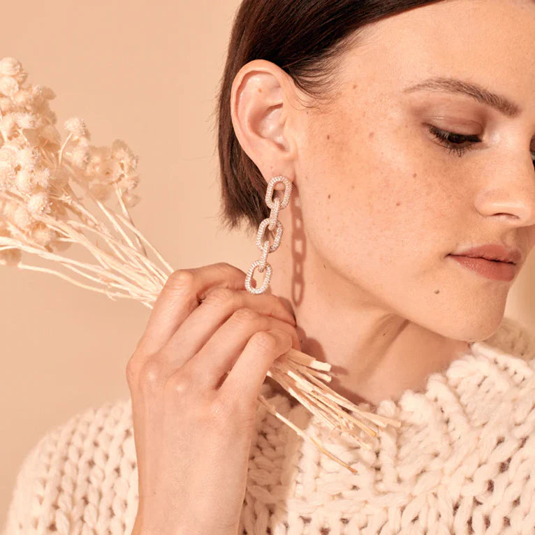 Link Earrings in Gold