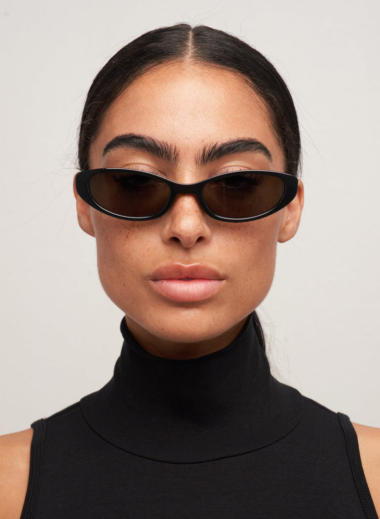 Lulu in Black/Smoke
