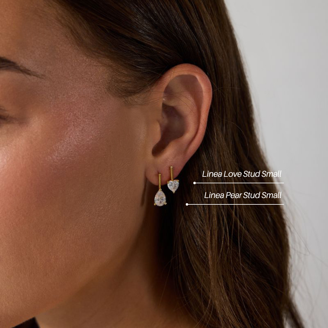 Linea Love Stud in Gold | Medium