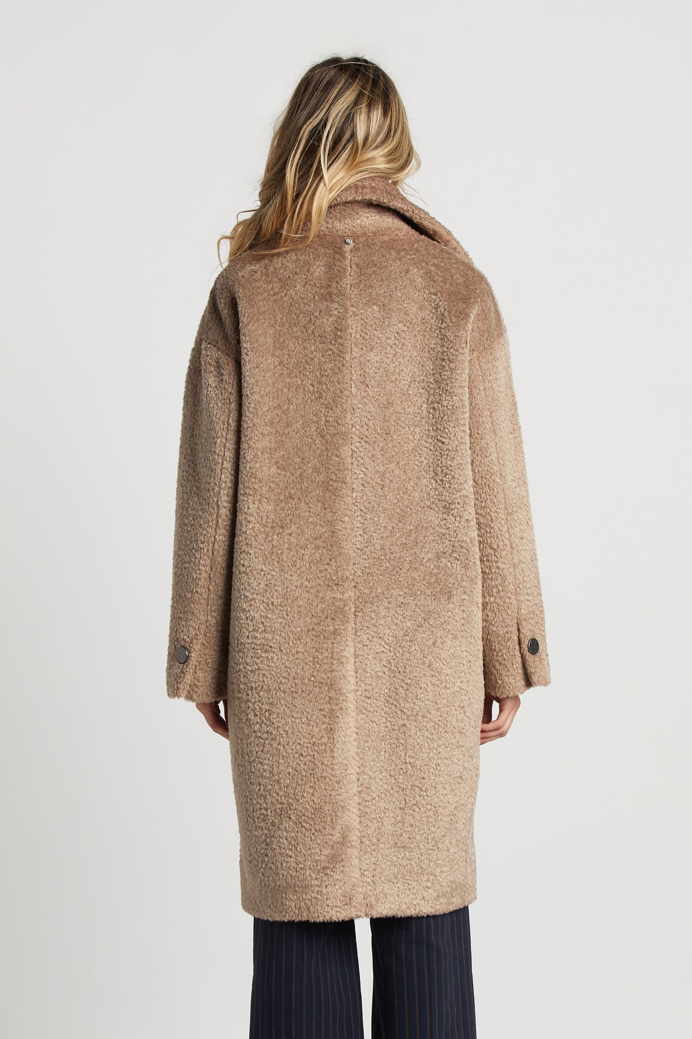 Polly Long Faux Fur Coat in Latte