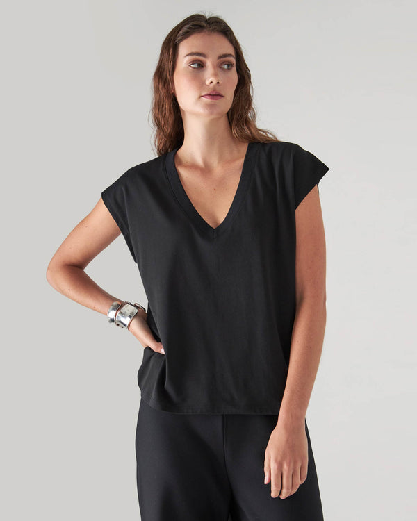 Iconic Vneck Dolman Tee in Black