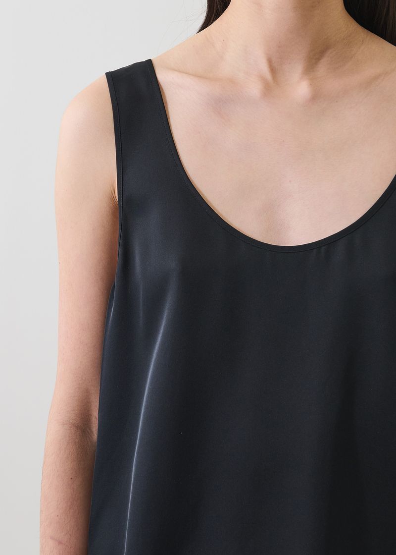 Silk Scoop Neck Tank in Black
