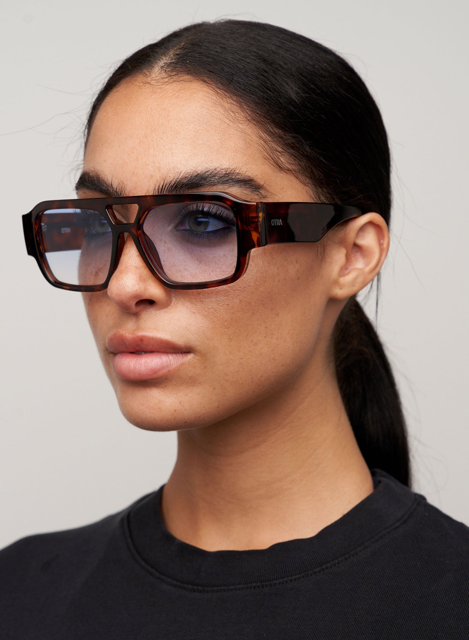 Presley in Tortoiseshell/Blue Fade