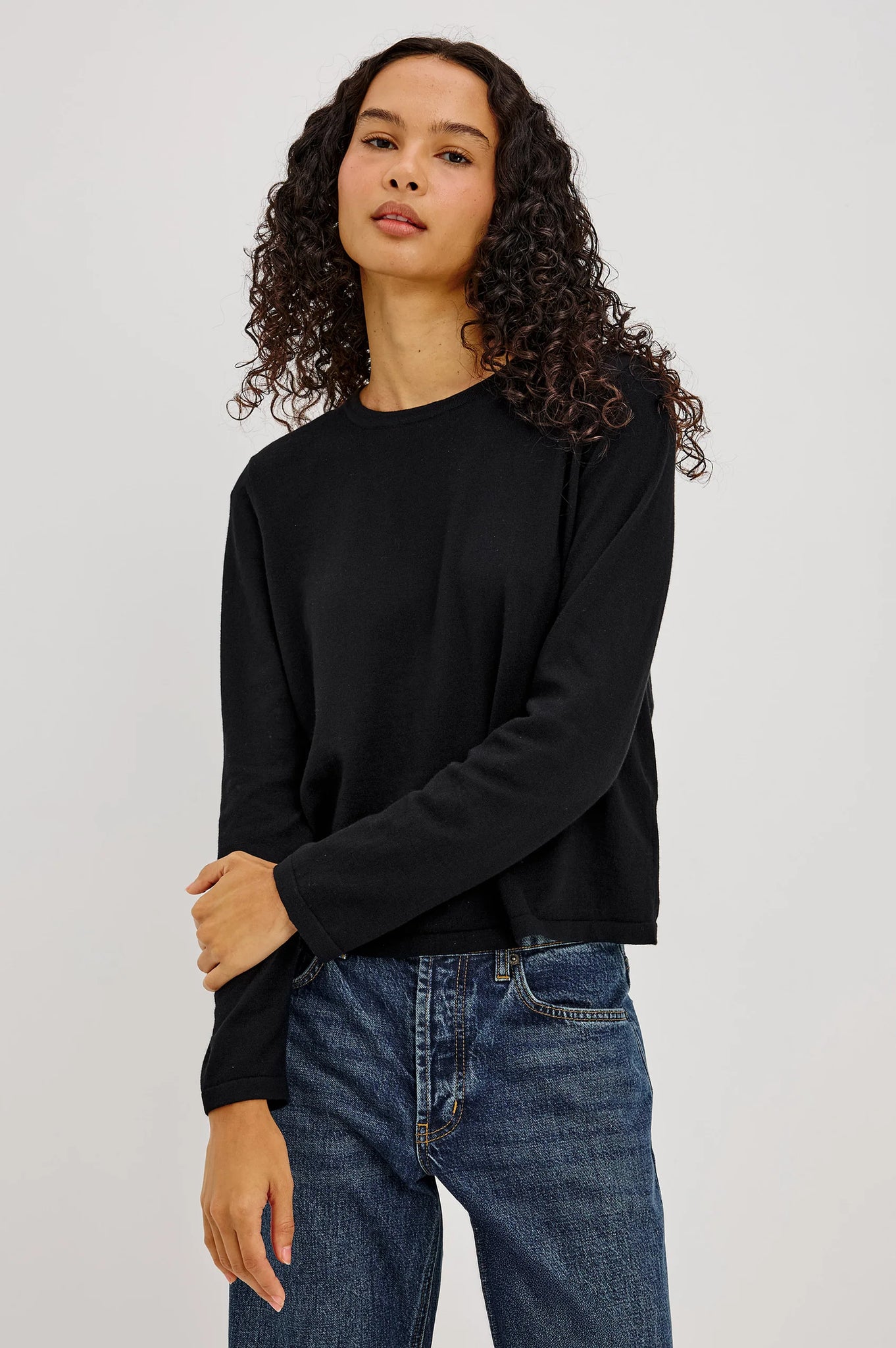 Cotton Cashmere Long Sleeve T-Shirt in Black