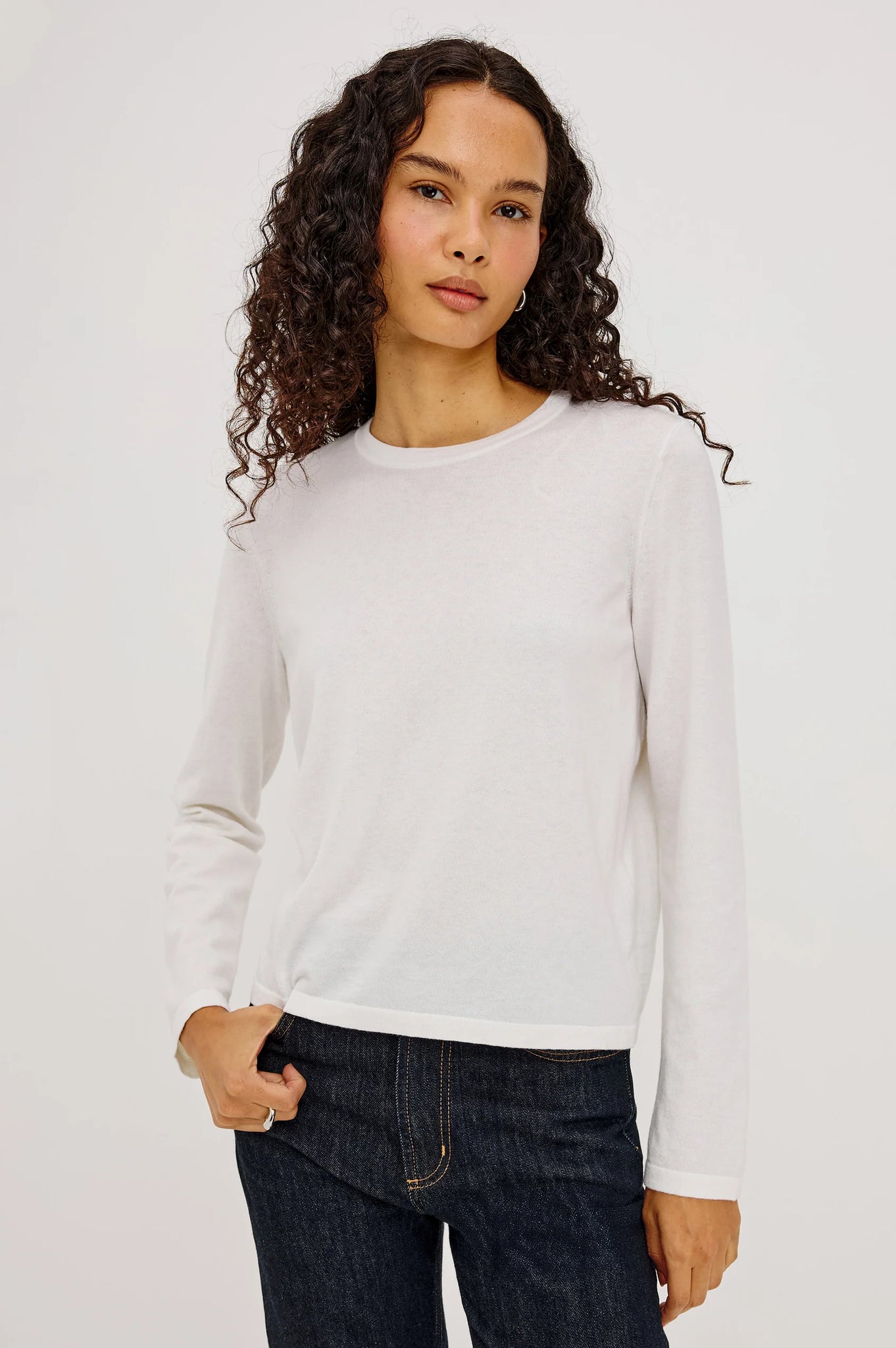Cotton Cashmere Long Sleeve T-Shirt in White