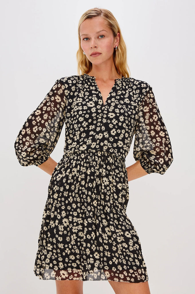 Yolani Dress in Sun Daisies