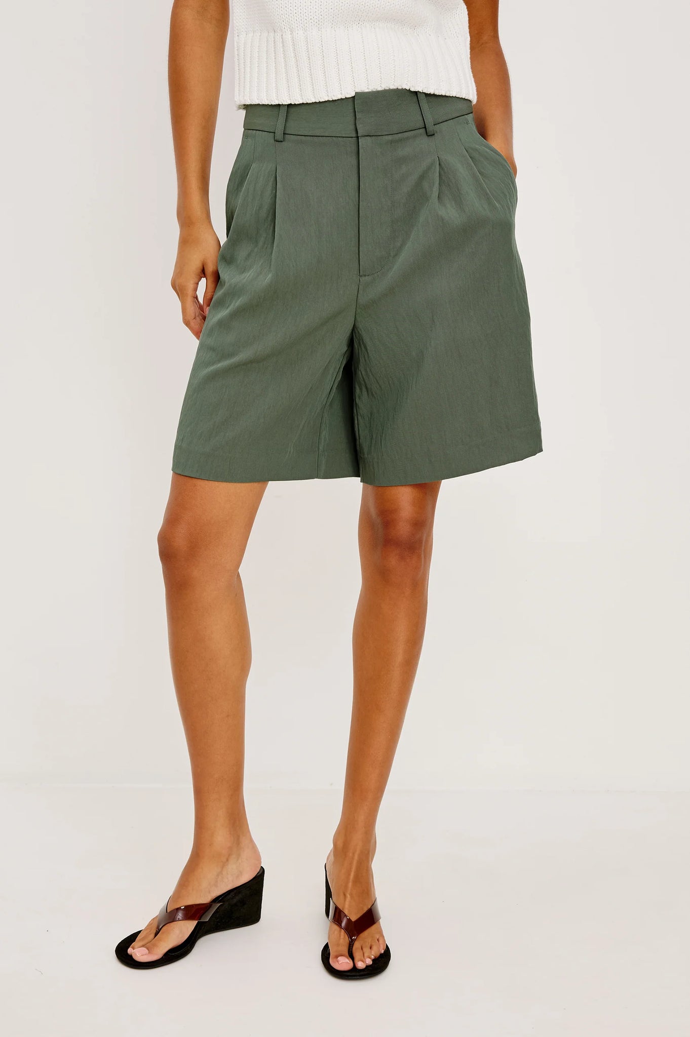 Zamora Short in Ivy