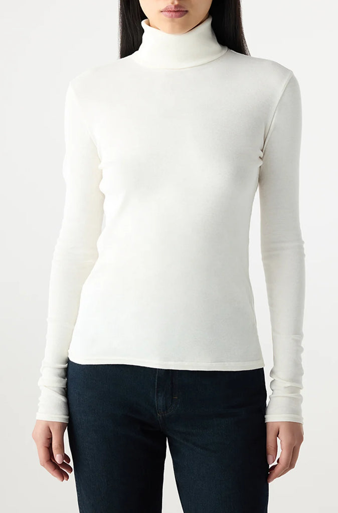 Reese Tee in Eggshell