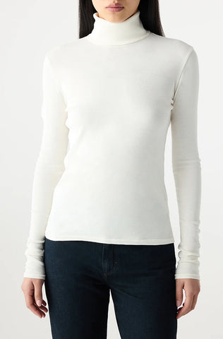 Reese Tee in Eggshell