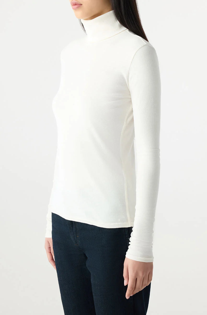 Reese Tee in Eggshell