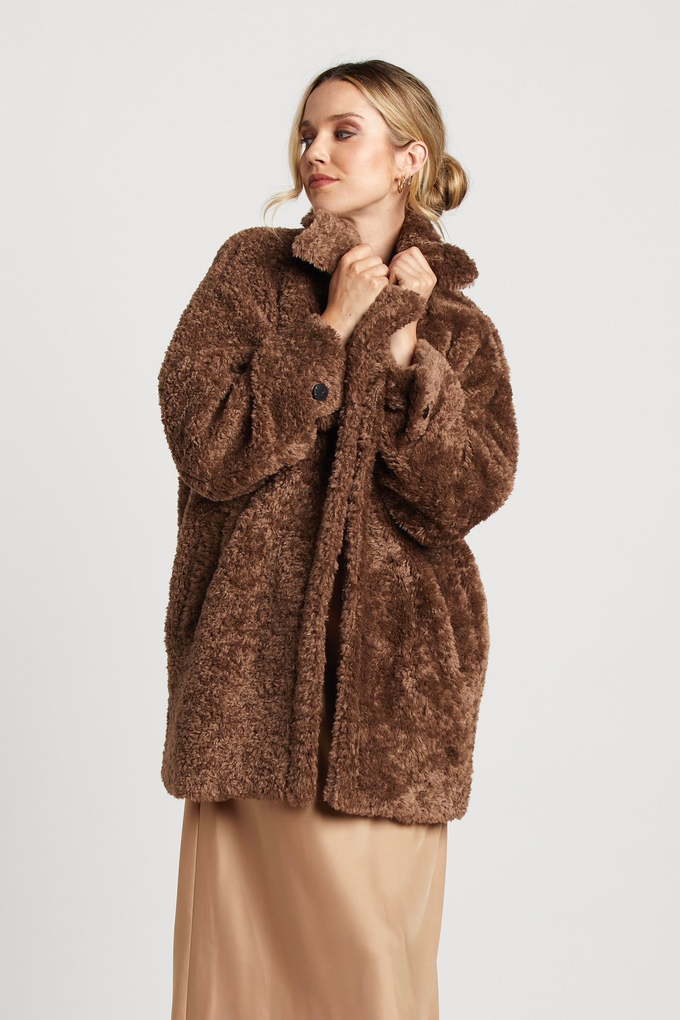 Saskia Faux Fur Coat in Toffee