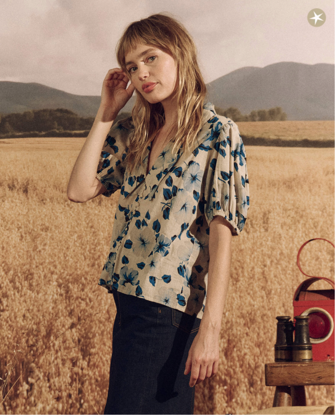 The Fairway Top. Deep Meadow Floral