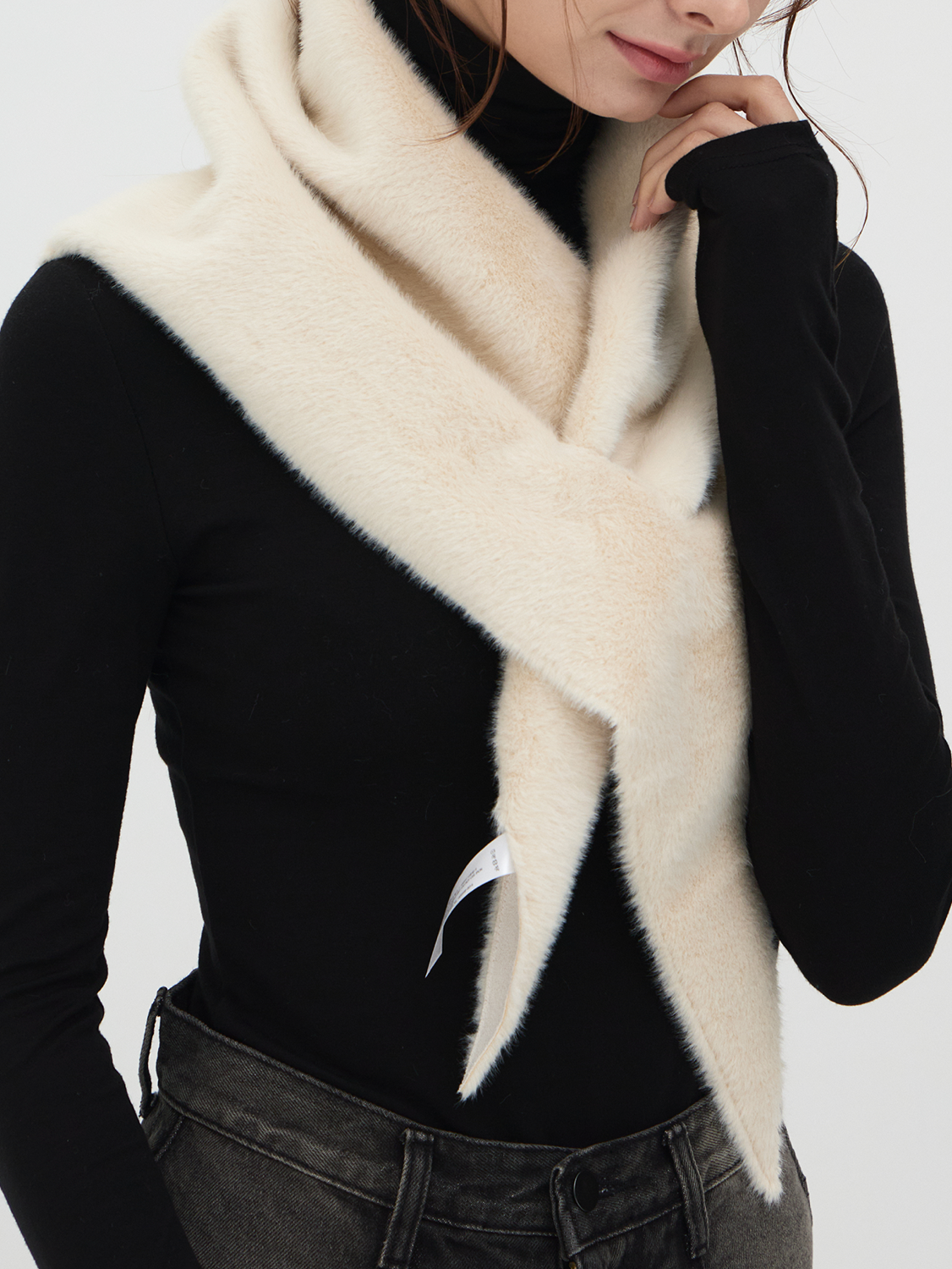 Furbana Lightweight Faux Fur Pull-Through Bandana in Ivory