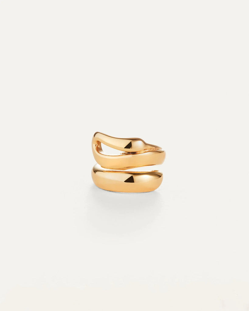 Sees Ring. Gold