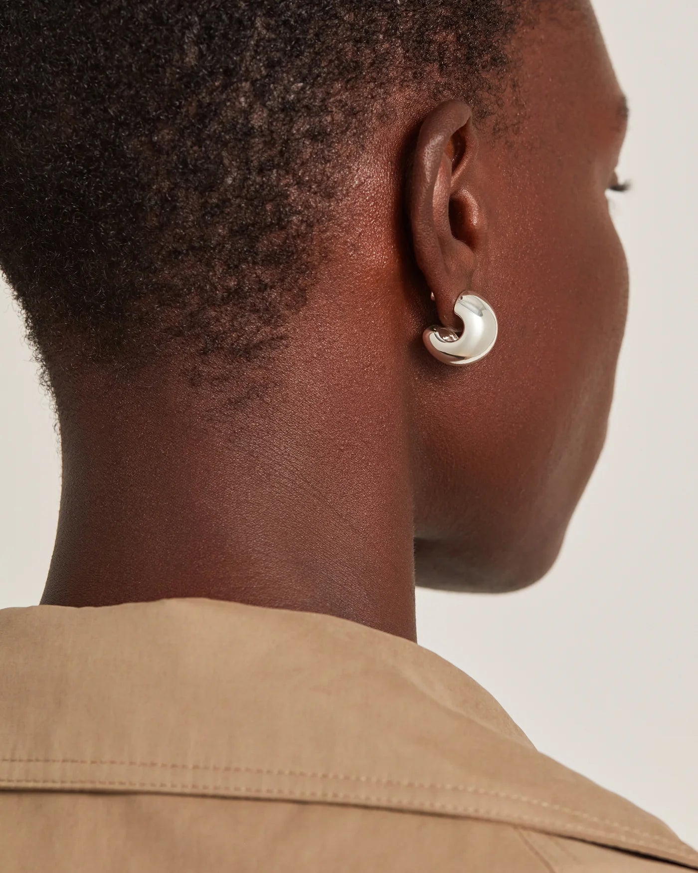 Small Gemma Hoop Earrings in Silver