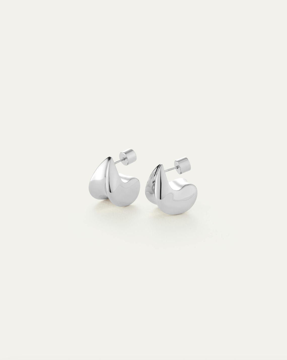 Small Paige Puffs in Silver