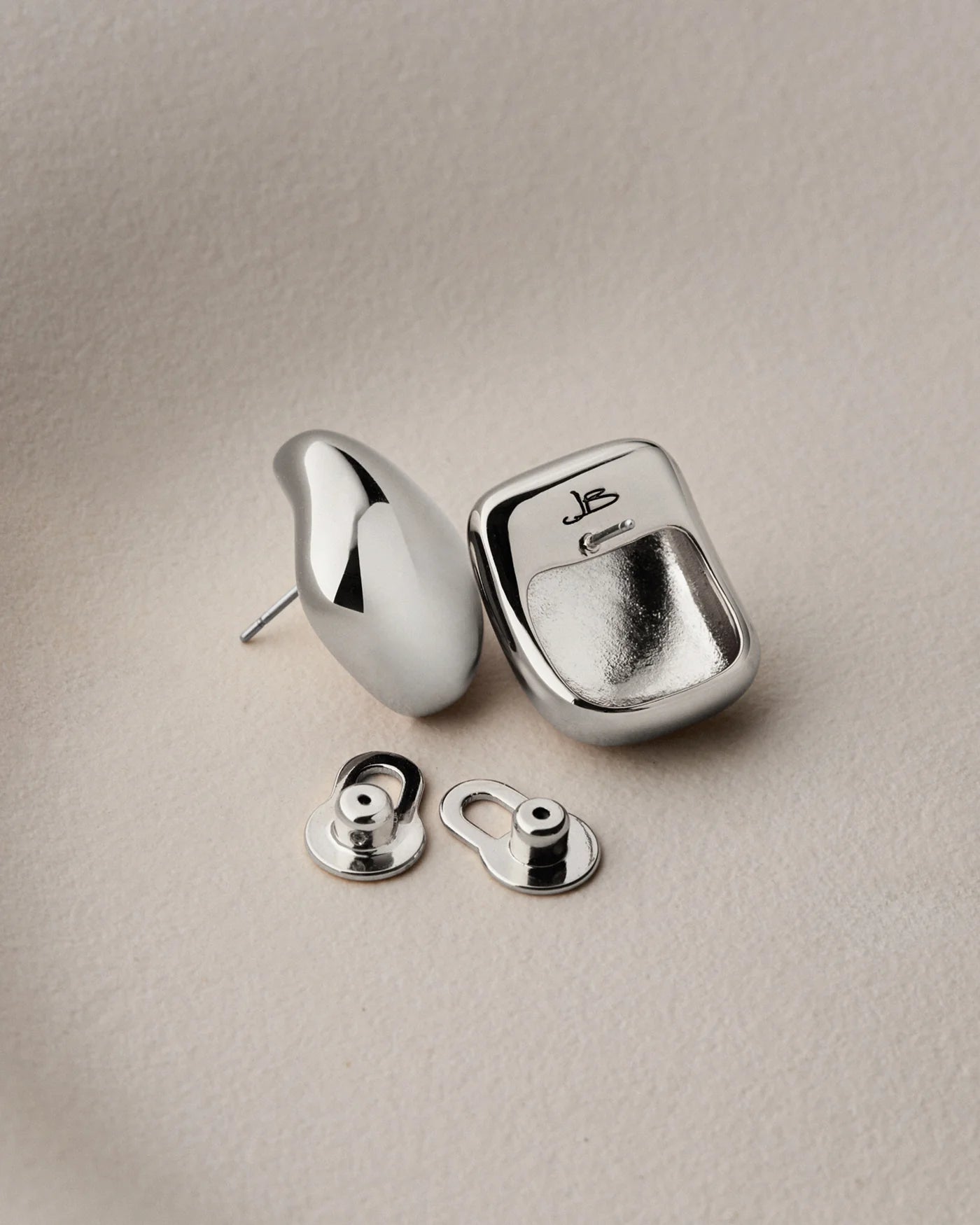 Small Tate Earrings in Silver