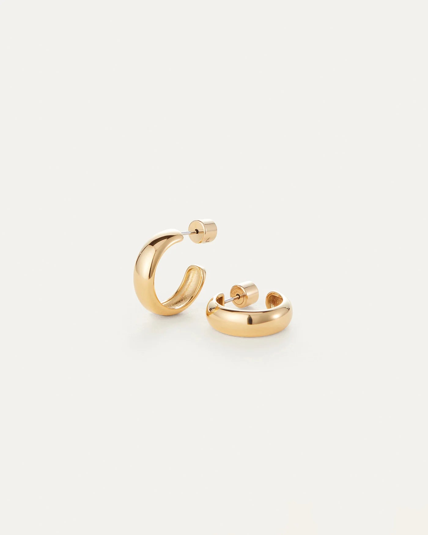Staple Hoop Earrings Small in Gold