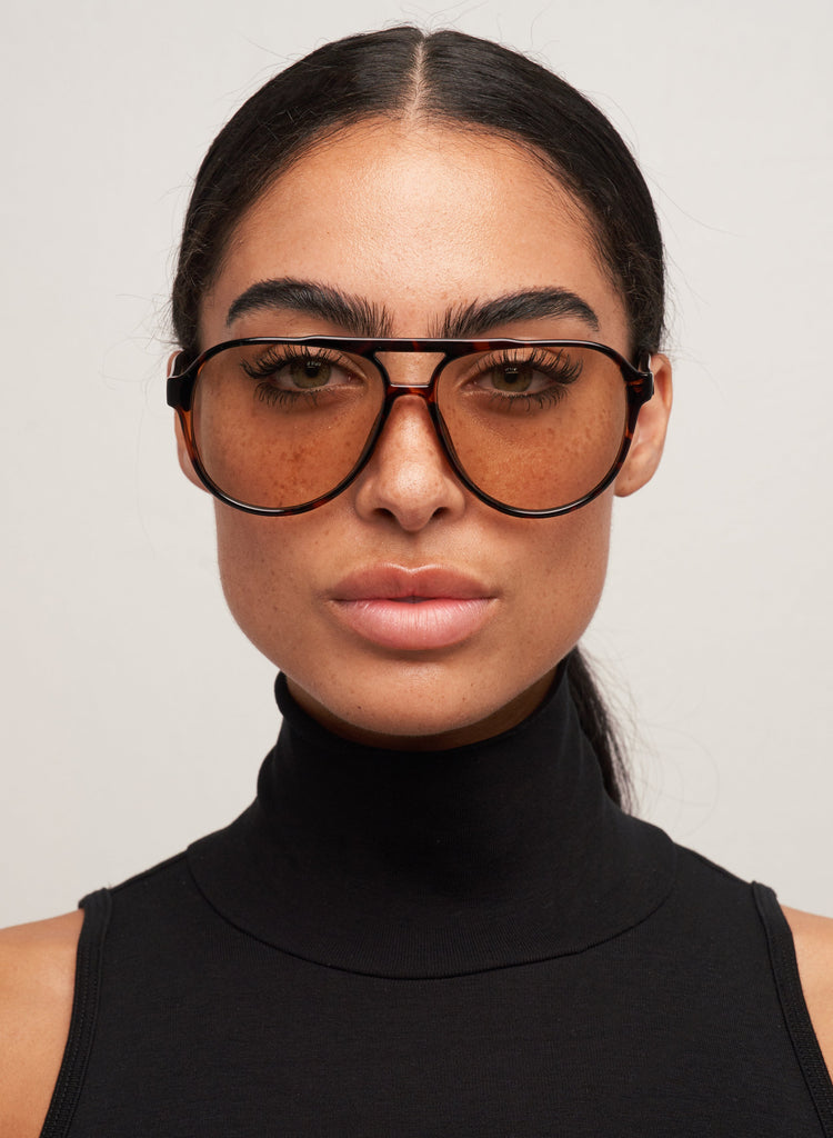 Stevie in Tortoiseshell/Brown