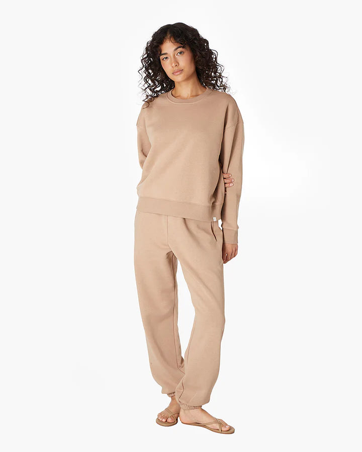 Air Whipped Crew in Camel