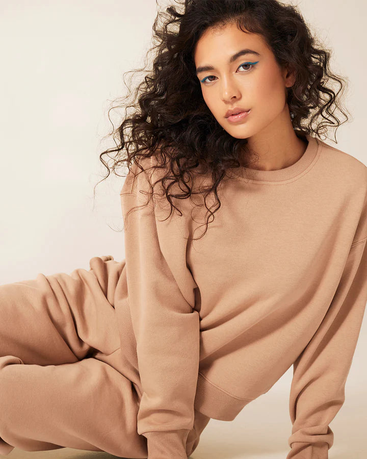 Air Whipped Crew in Camel