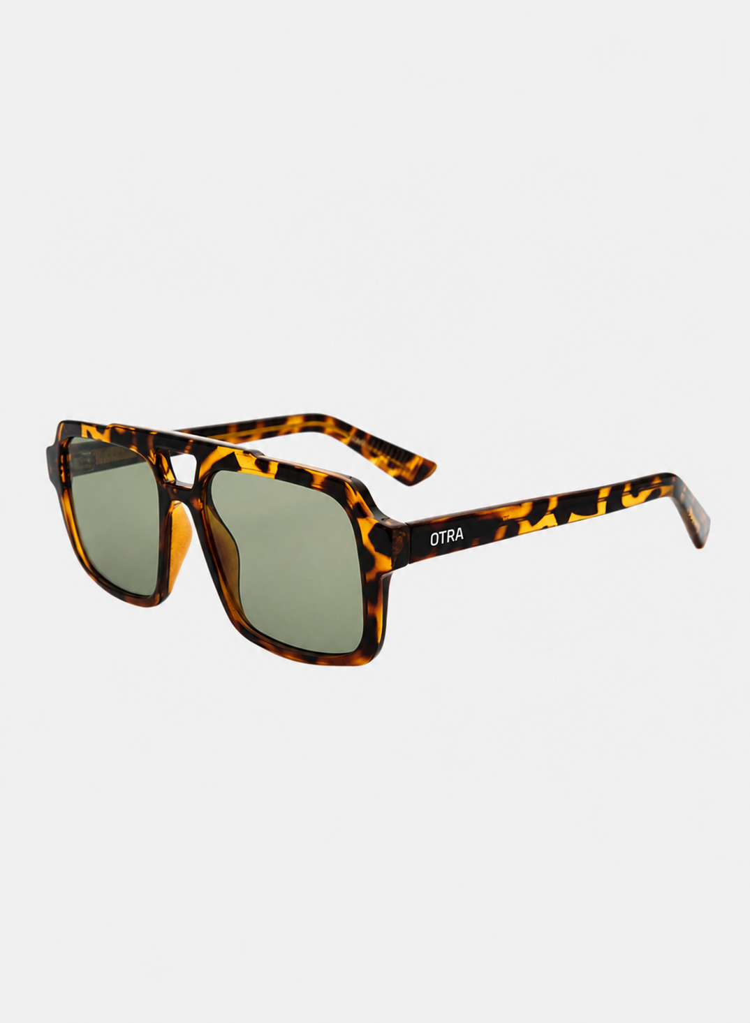 Tame in Tortoiseshell/Light Green
