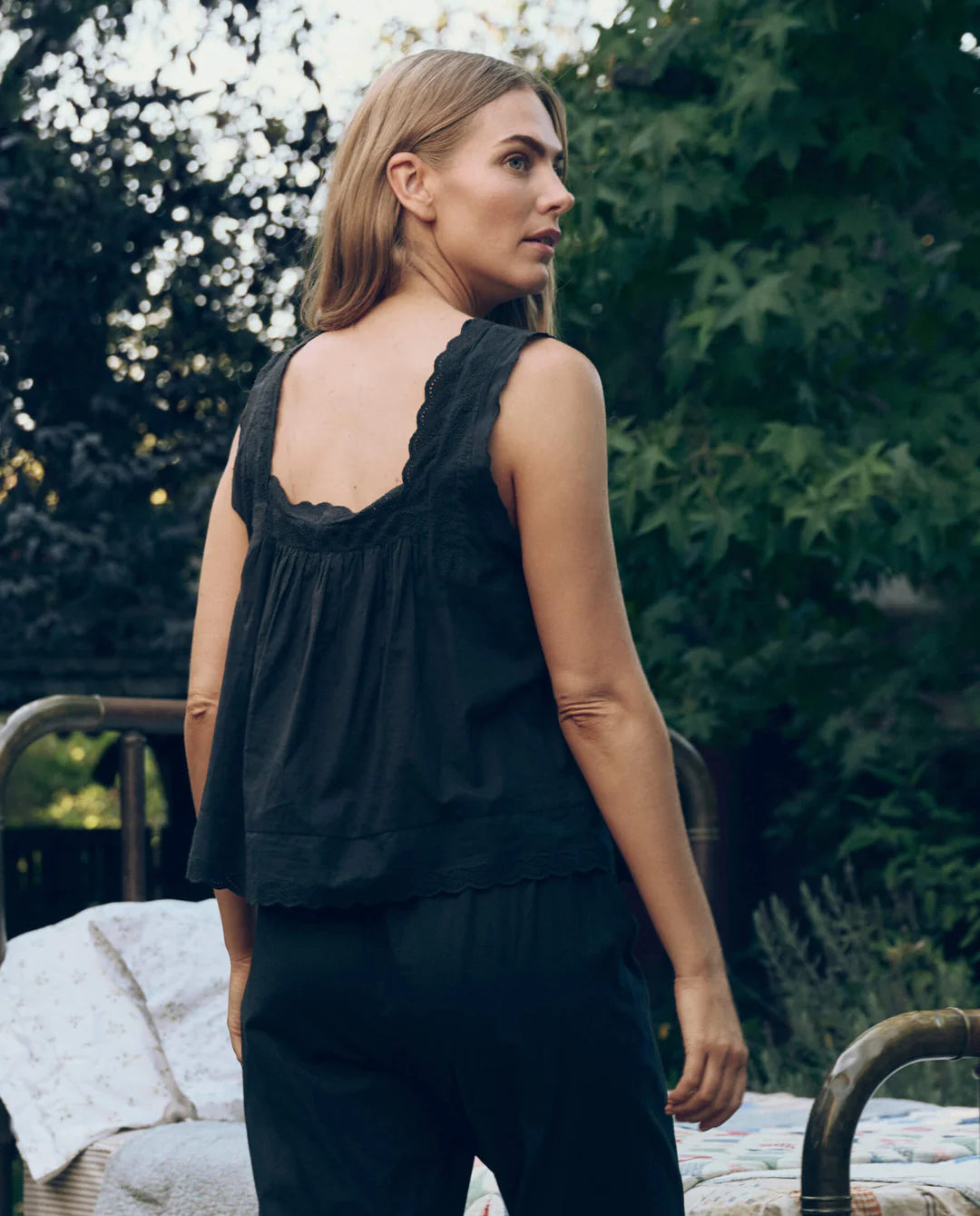 The Eyelet Tank. Black
