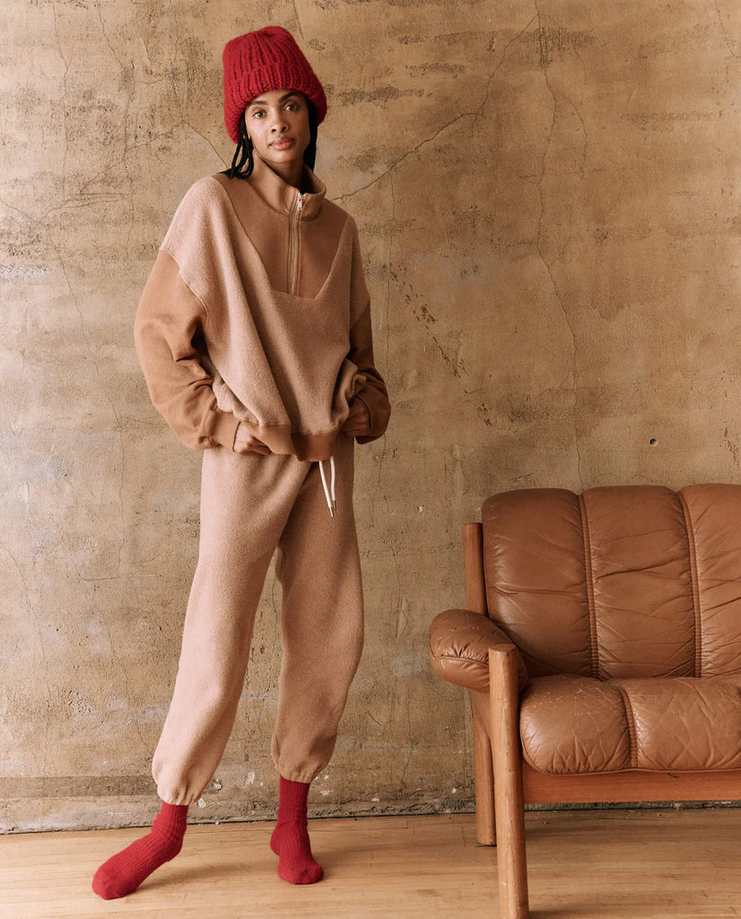 The Slouch Trail Sweatshirt. Fawn