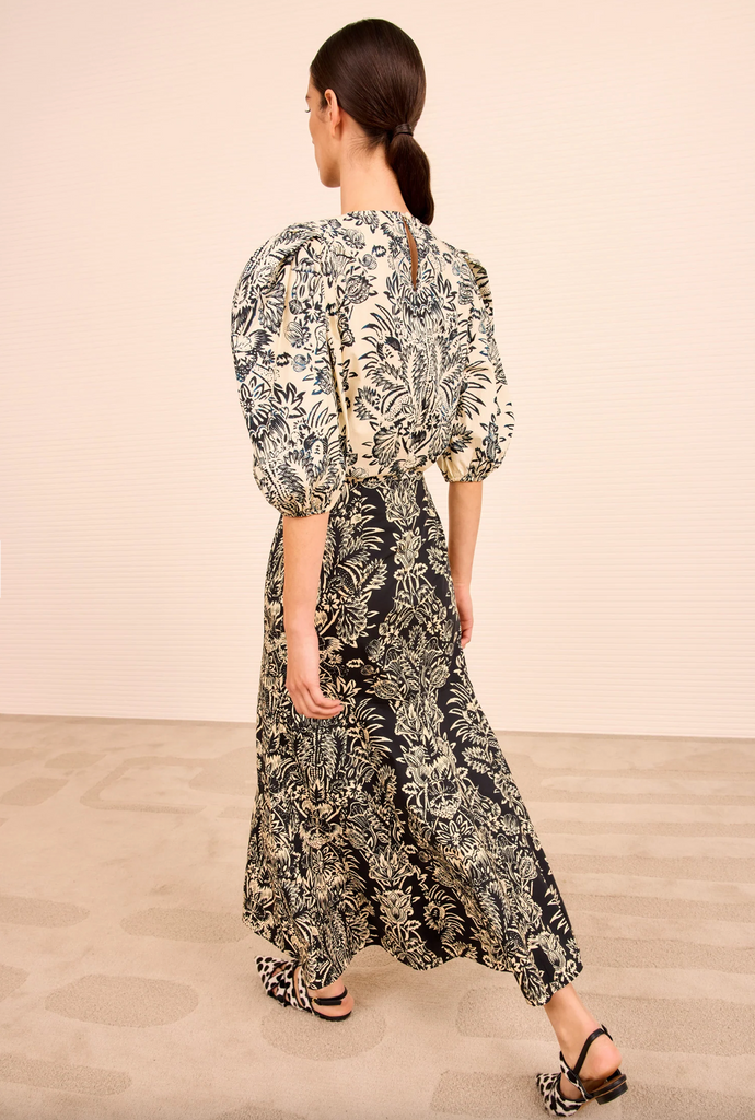 Clarisse Trumpet Midi Skirt in Noir Flora