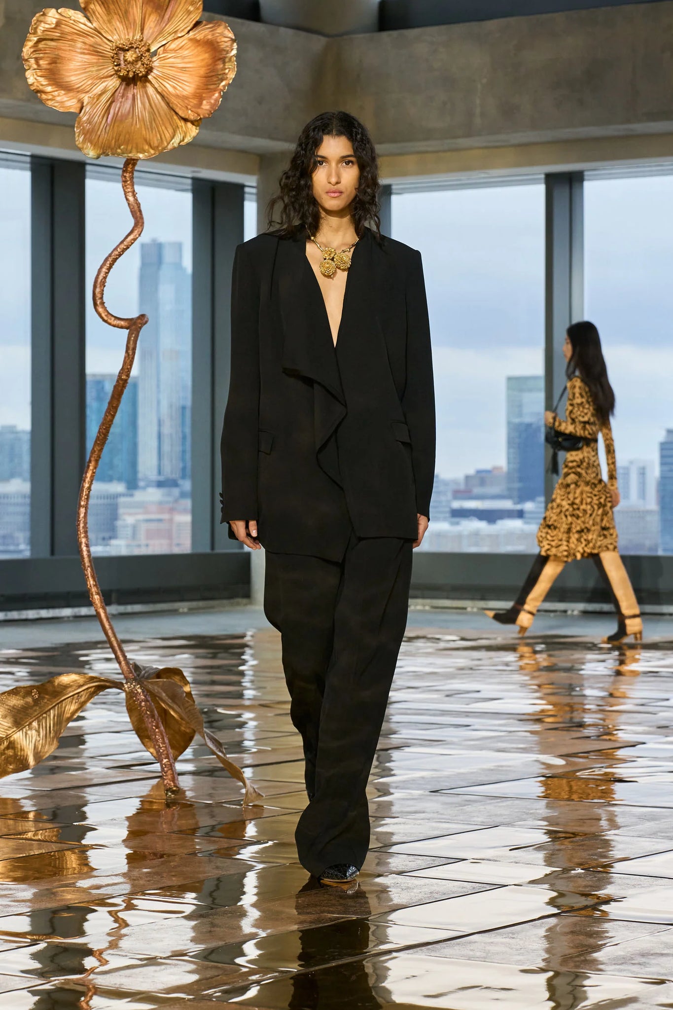 Elea Draped Front Jacket in Noir