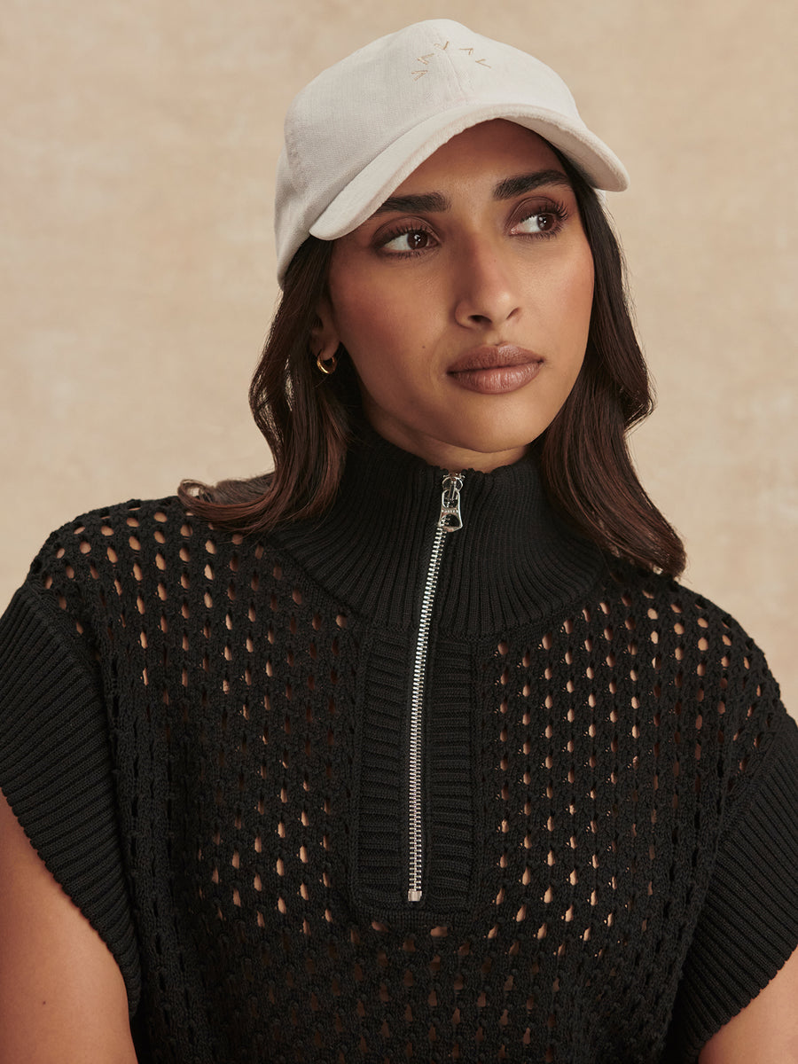 Gaines Half Zip Knit in Black