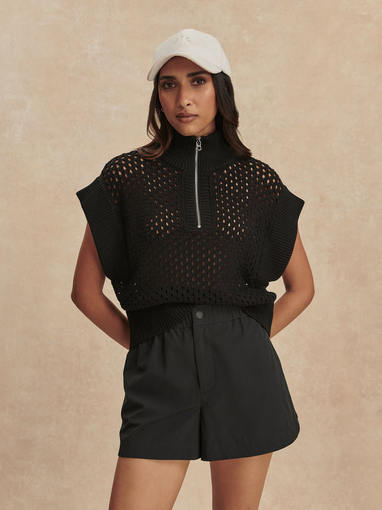 Nila Mid Rise Short 3.5" in Black