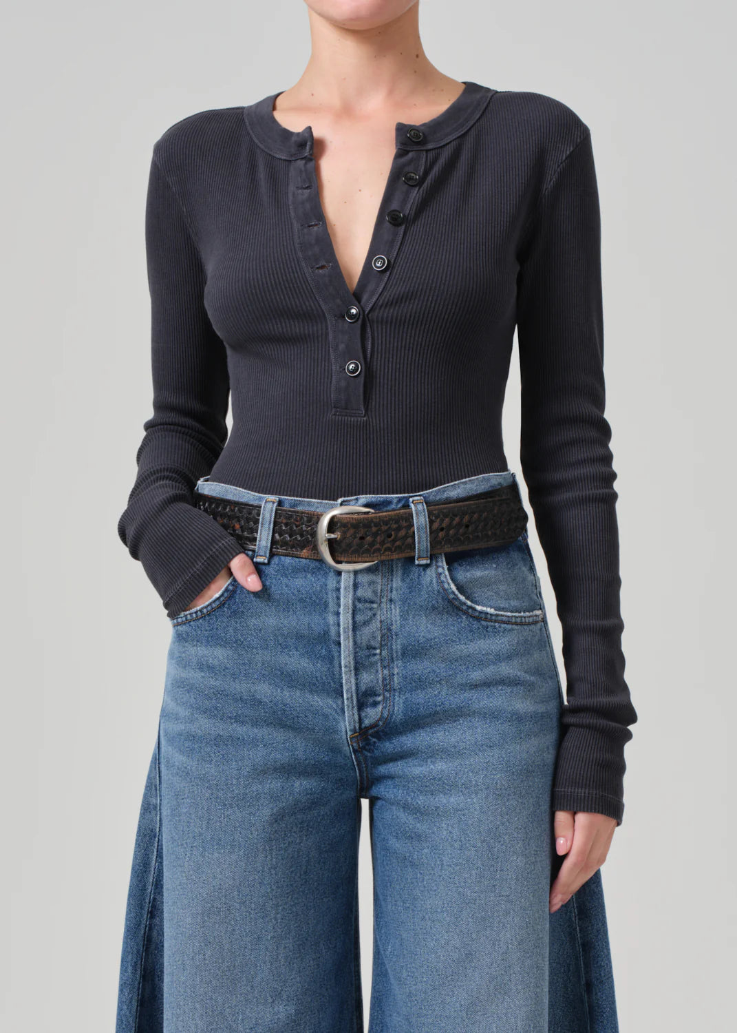 Varra Henley in Charcoal Mineral