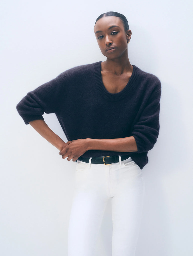 Featherweight Cashmere Scoop Tee in Natural