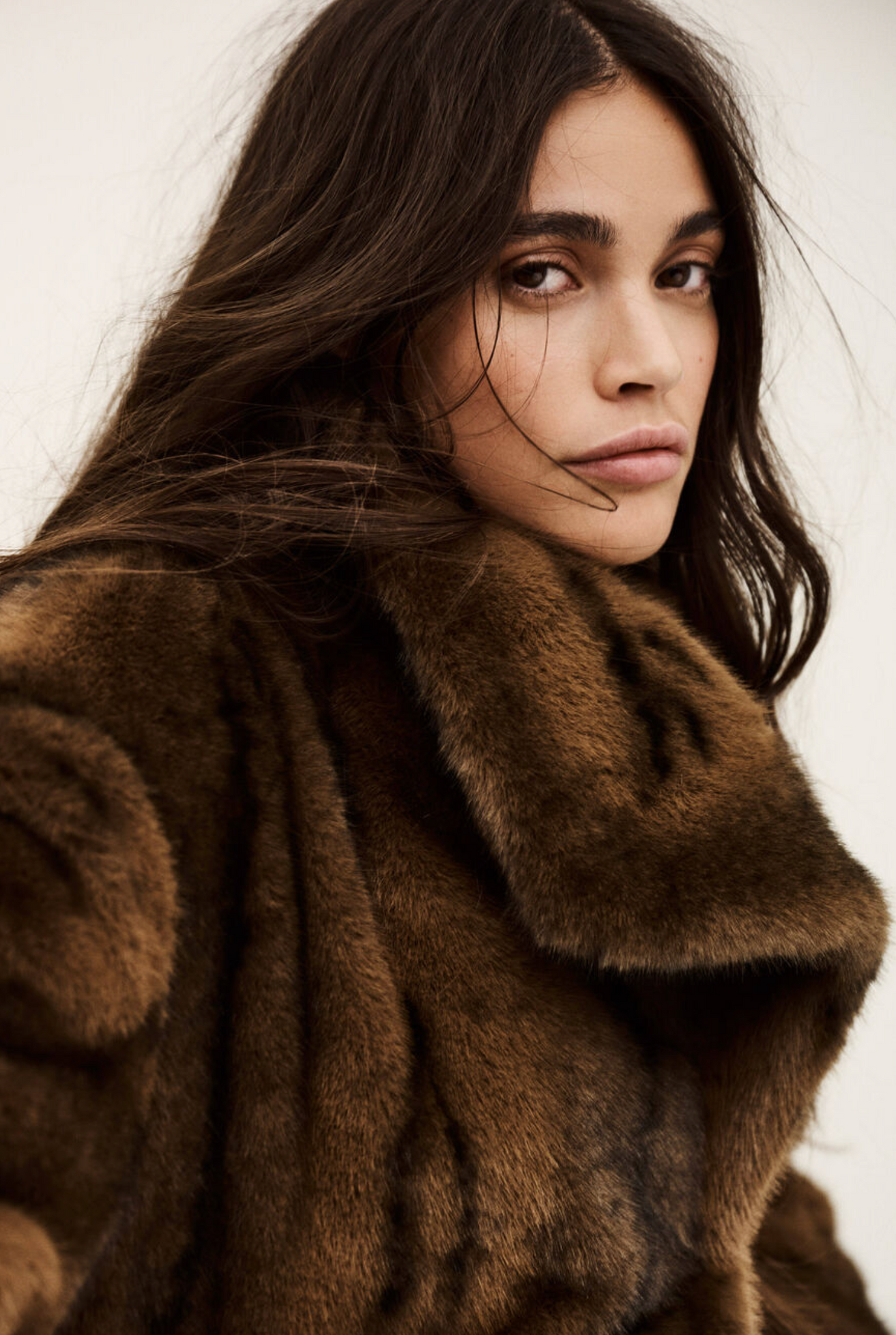Foxy Faux Fur Coat. Marron