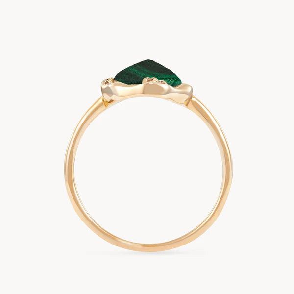 malachite diamond mood ring in 14k solid gold