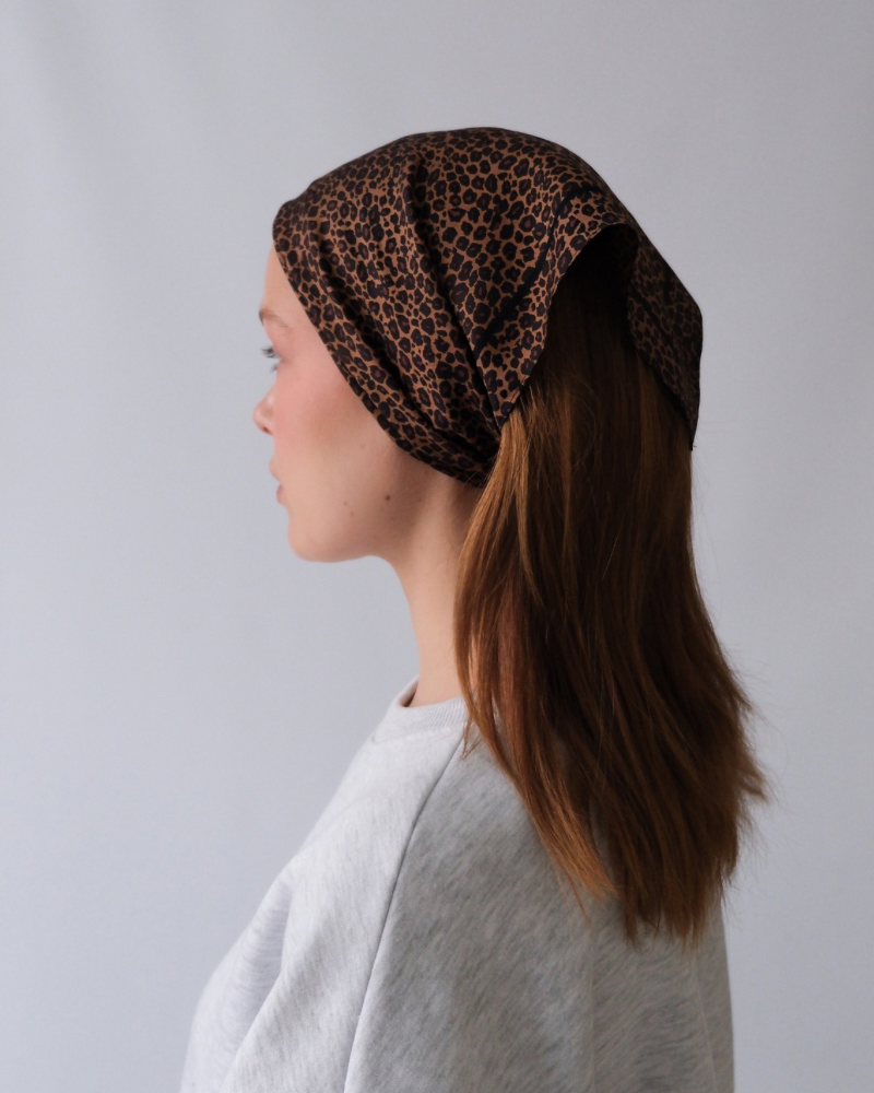 LEO SCARF | BROWN | 50 CM