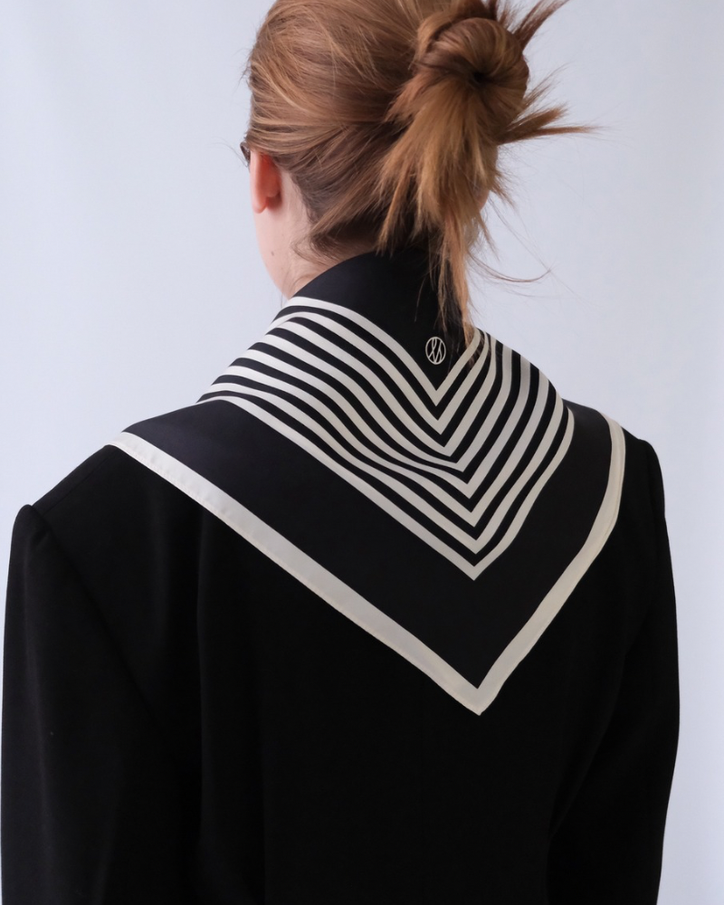 NO.2 | BLACK | 65 CM