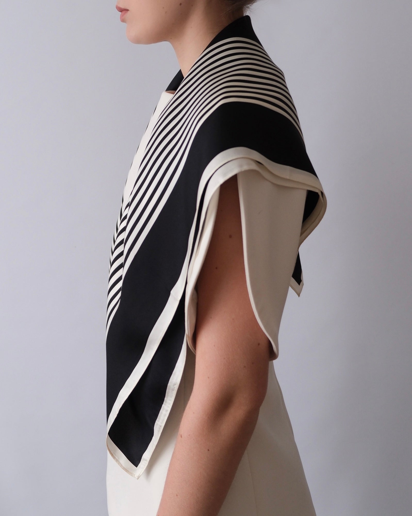 NO.2 | BLACK | 90 CM