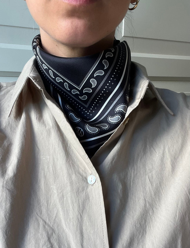 PAISLEY SCARF | BLACK | 50 CM